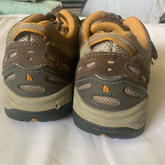 The North Face Men’s UltraTac Trail Walking Hiking Shoes - Picture 8 of 10